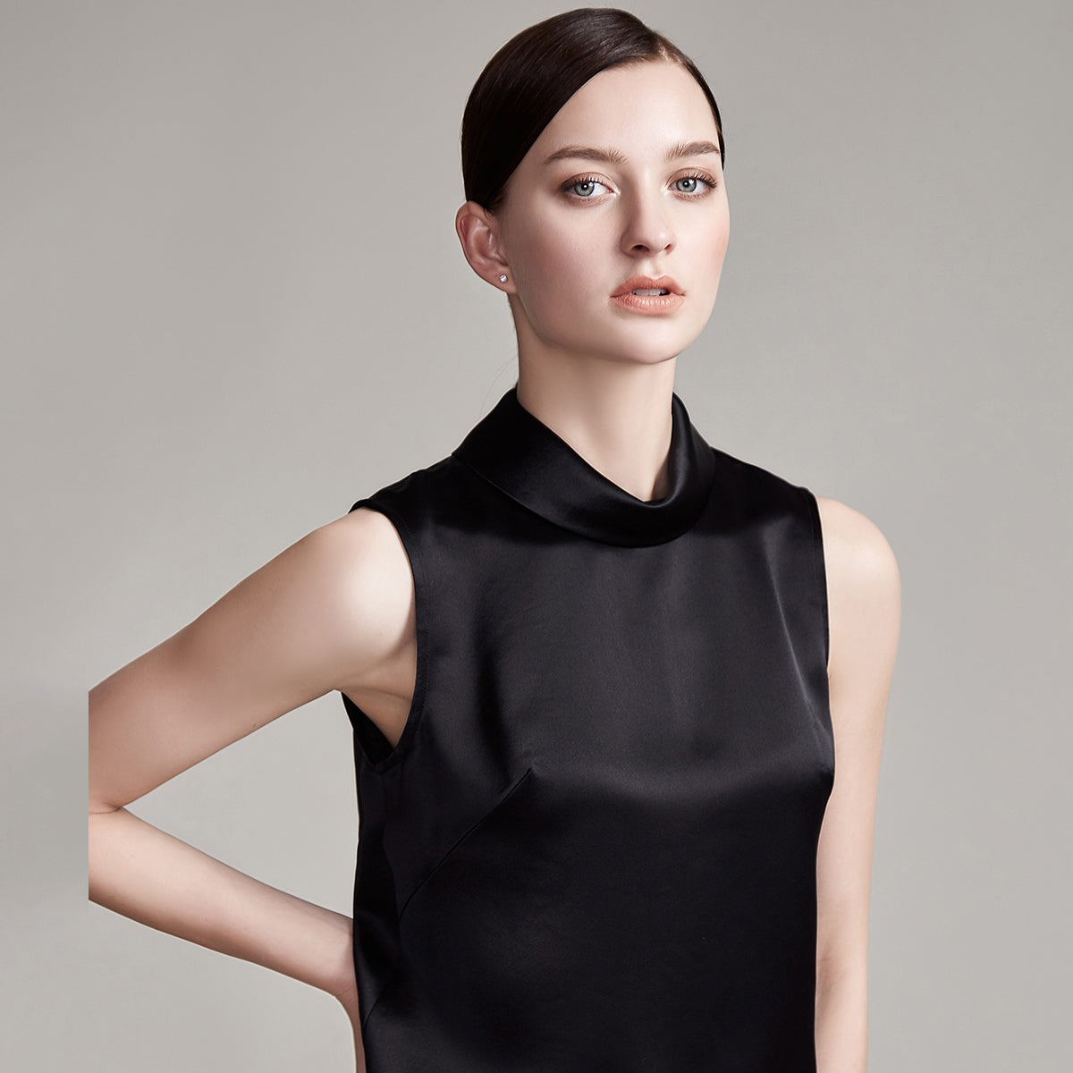 22 Momme High Neck Sleeveless Silk Tank Top for Women - Image 4